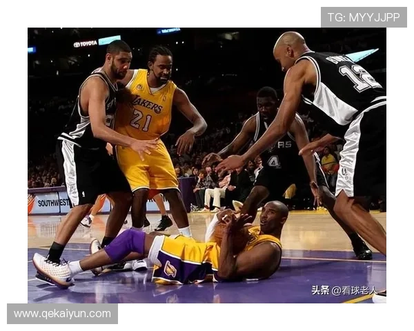 NBA球队比赛精彩回顾：激烈对抗与惊人表现